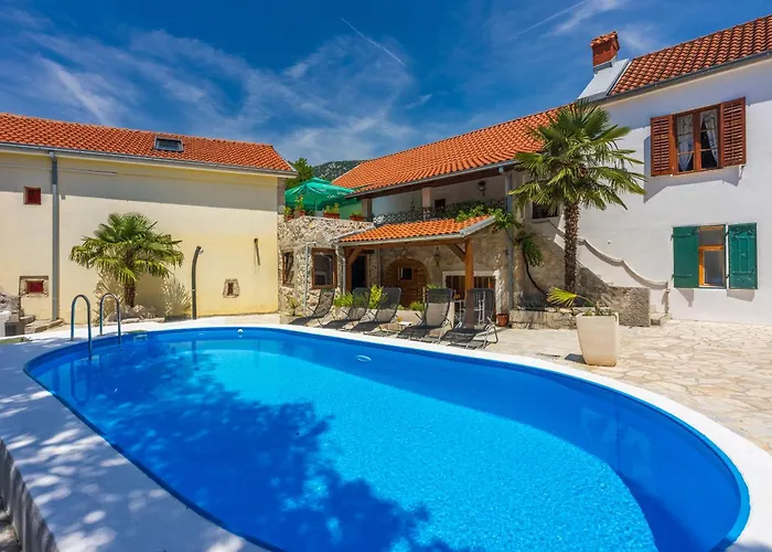 Nyaraló Lisko Tribalj