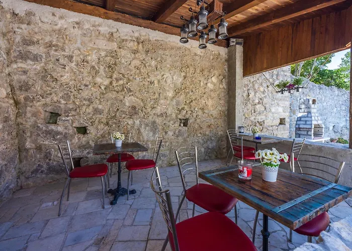 Nyaraló Lisko Tribalj