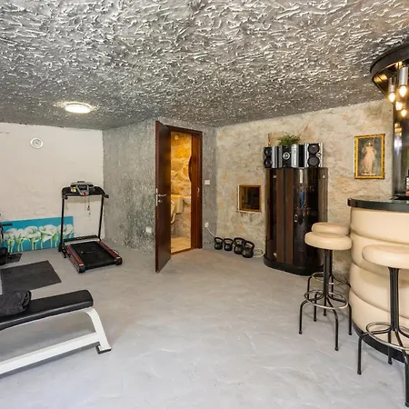 Holiday home Lisko Tribalj (Primorsko-Goranska)